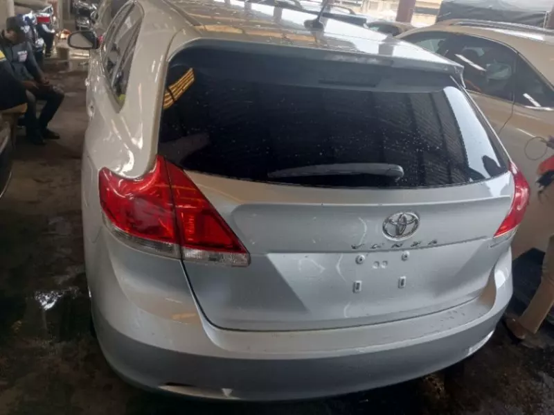 Toyota Venza   - 2010