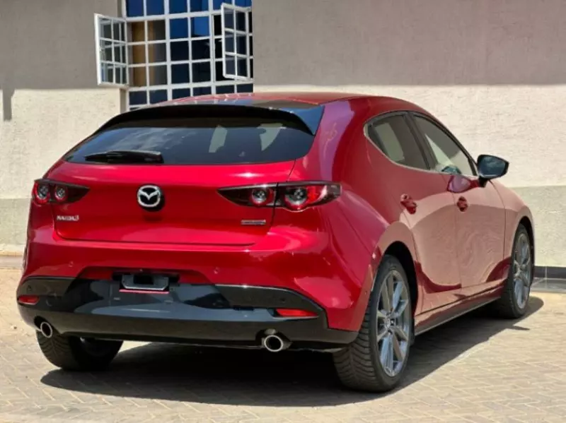 Mazda 3   - 2019