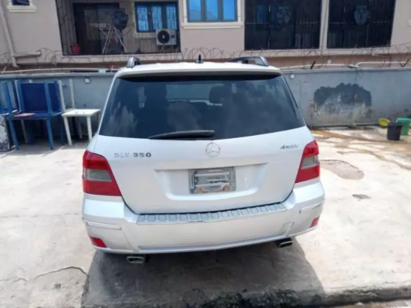 Mercedes-Benz GLK 350   - 2011