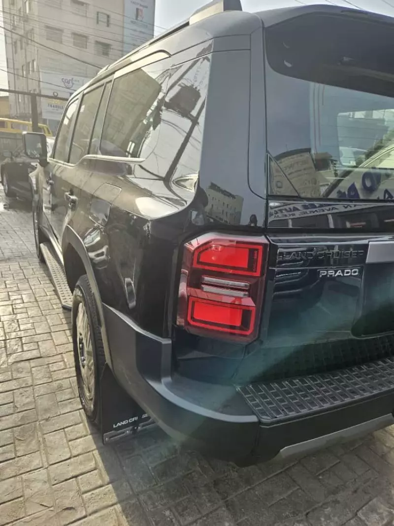 Toyota Landcruiser Prado   - 2024