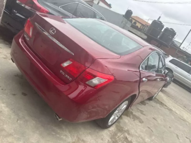Lexus ES 350   - 2009