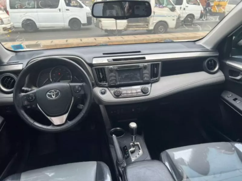 Toyota RAV4   - 2014