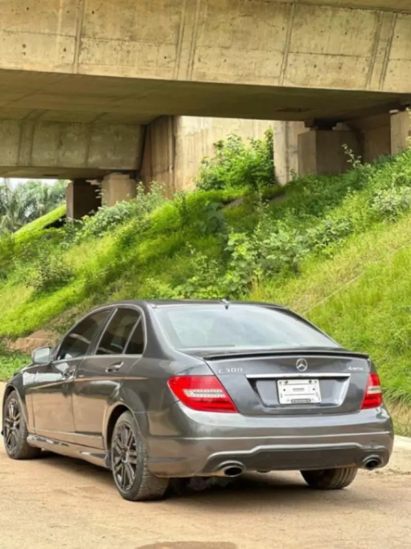 Mercedes-Benz C 300   - 2013