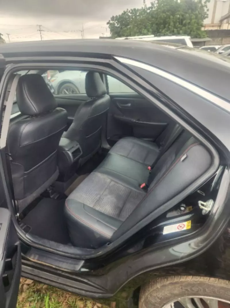 Toyota Camry   - 2015