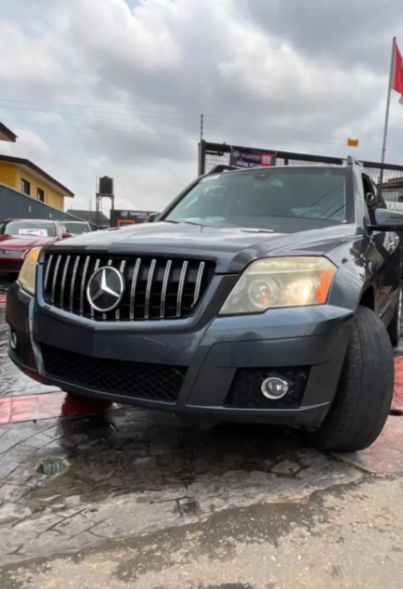 Mercedes-Benz GLK 350   - 2011