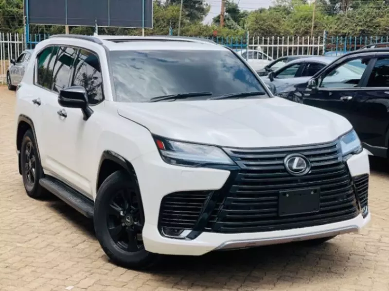 Lexus LX 600   - 2022