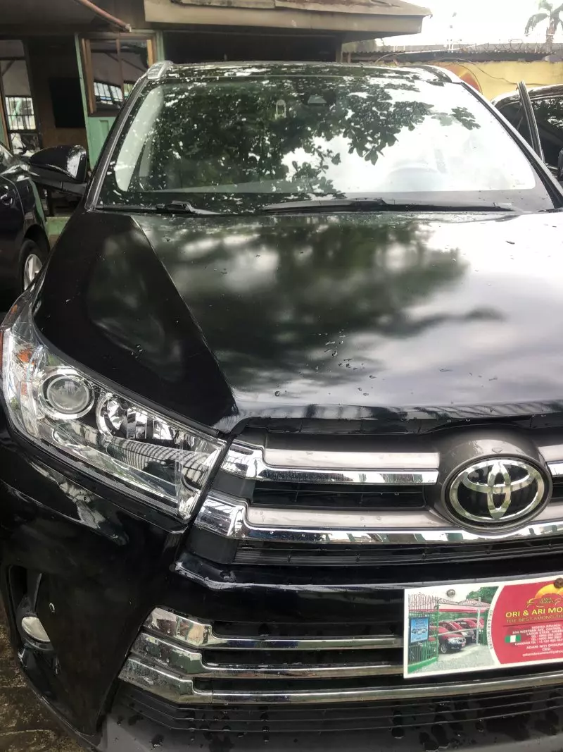 Toyota Highlander   - 2017