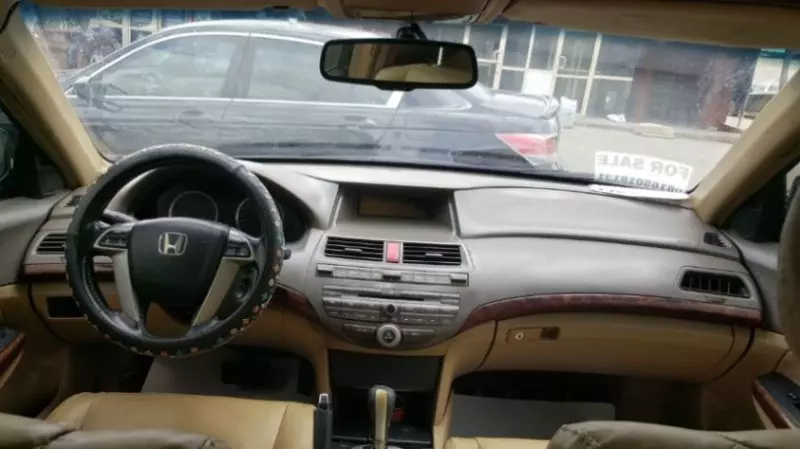 Honda Accord   - 2009