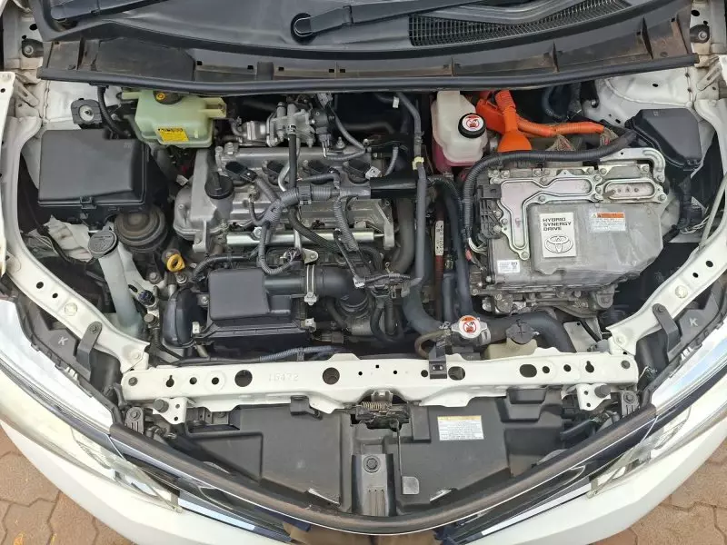 Toyota Fielder hybrid - 2017