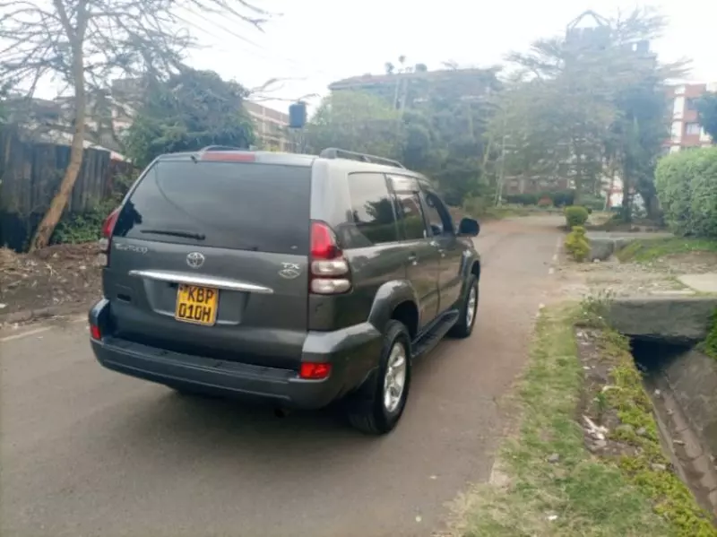 Toyota Landcruiser Prado   - 2006