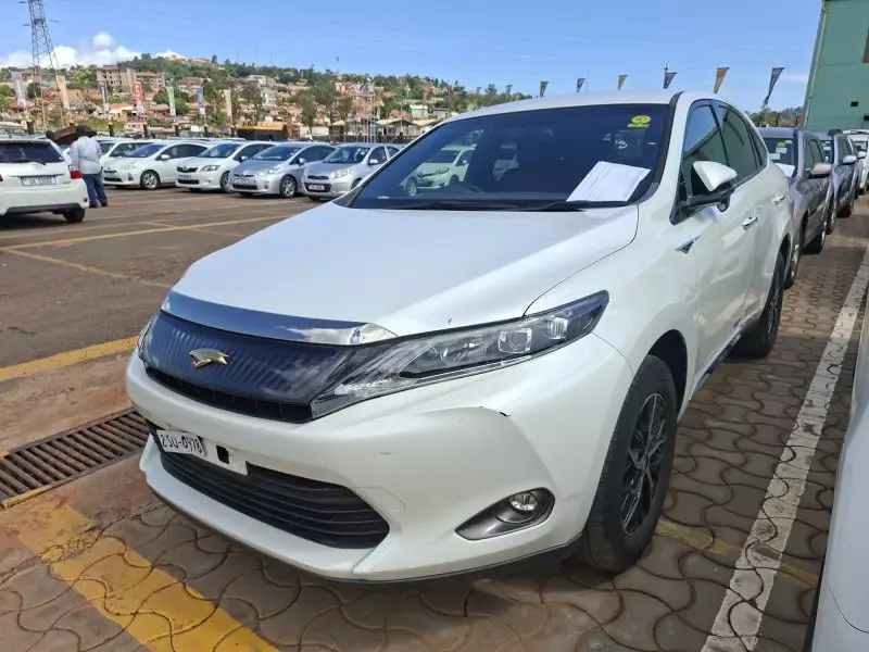 Toyota Harrier   - 2014