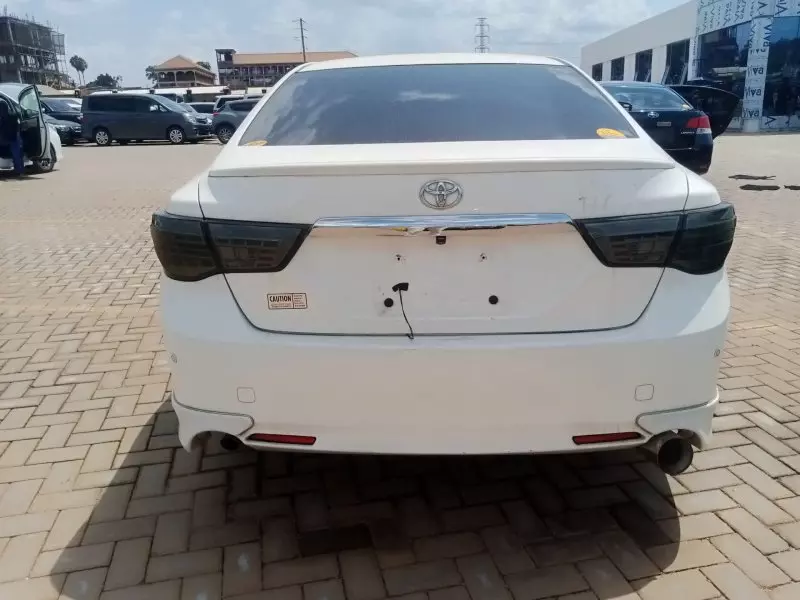 Toyota Mark X   - 2013