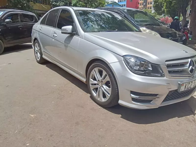 Mercedes-Benz C 180   - 2013
