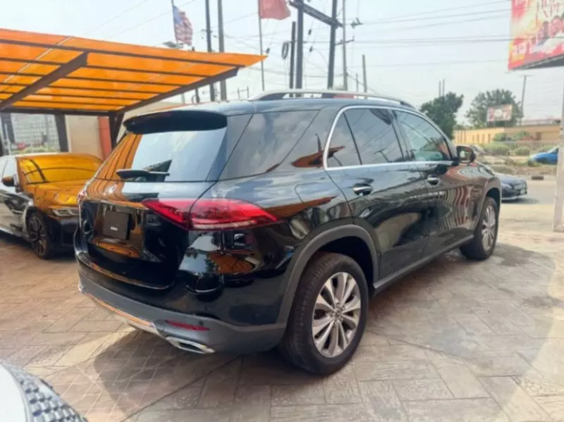 Mercedes-Benz GLE-Class   - 2020