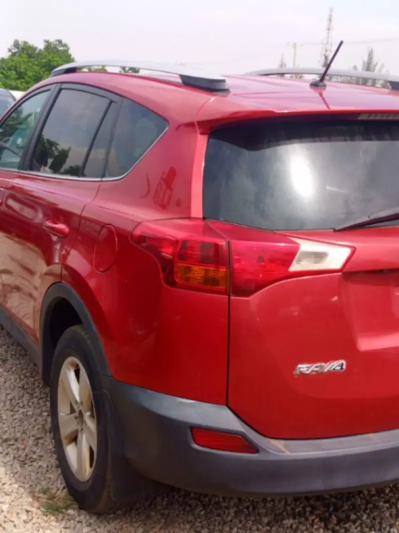 Toyota Rav4   - 2013