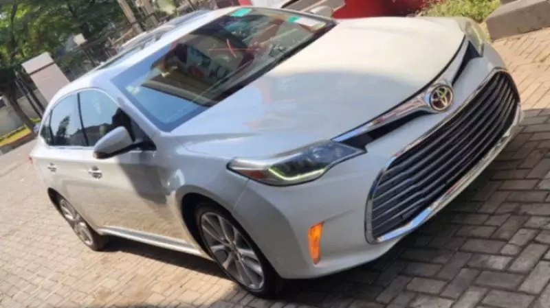 Toyota Avalon