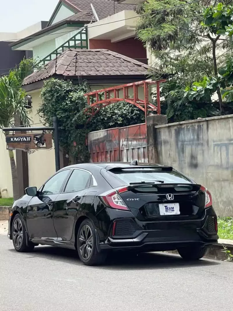Honda Civic   - 2017