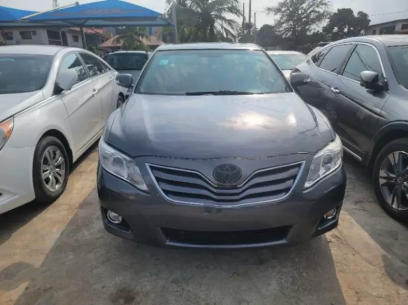 Toyota Camry   - 2007
