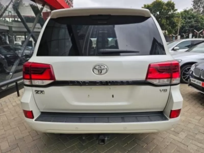 Toyota Landcruiser ZX   - 2016