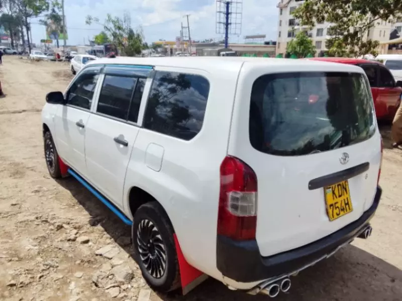 Toyota Probox    - 2017