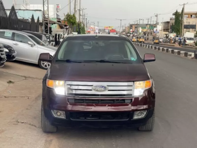 Ford Edge   - 2010