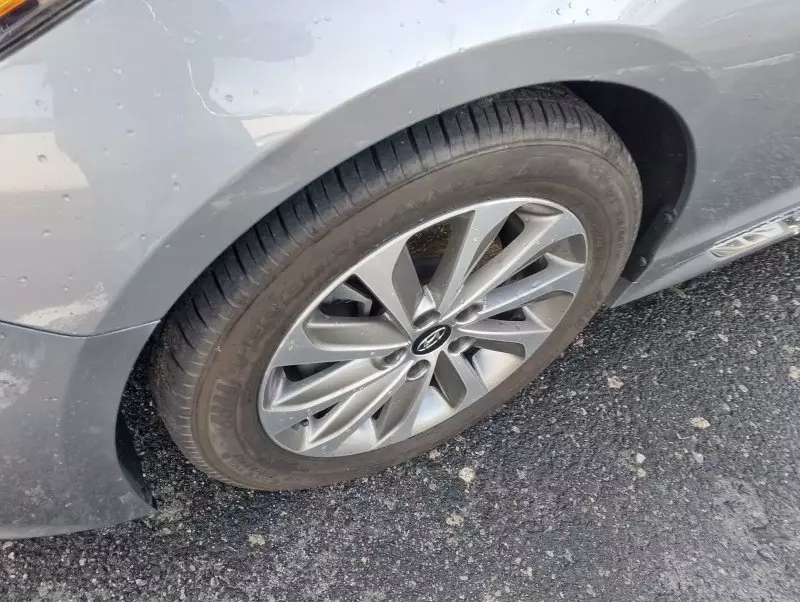Hyundai Sonata   - 2015