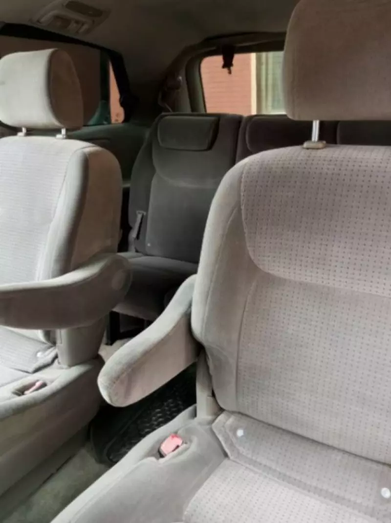 Toyota Sienna   - 2006
