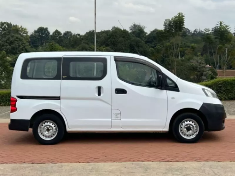 Nissan e-NV200   - 2014
