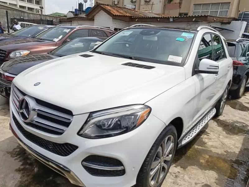 Mercedes-Benz GLE 350   - 2016