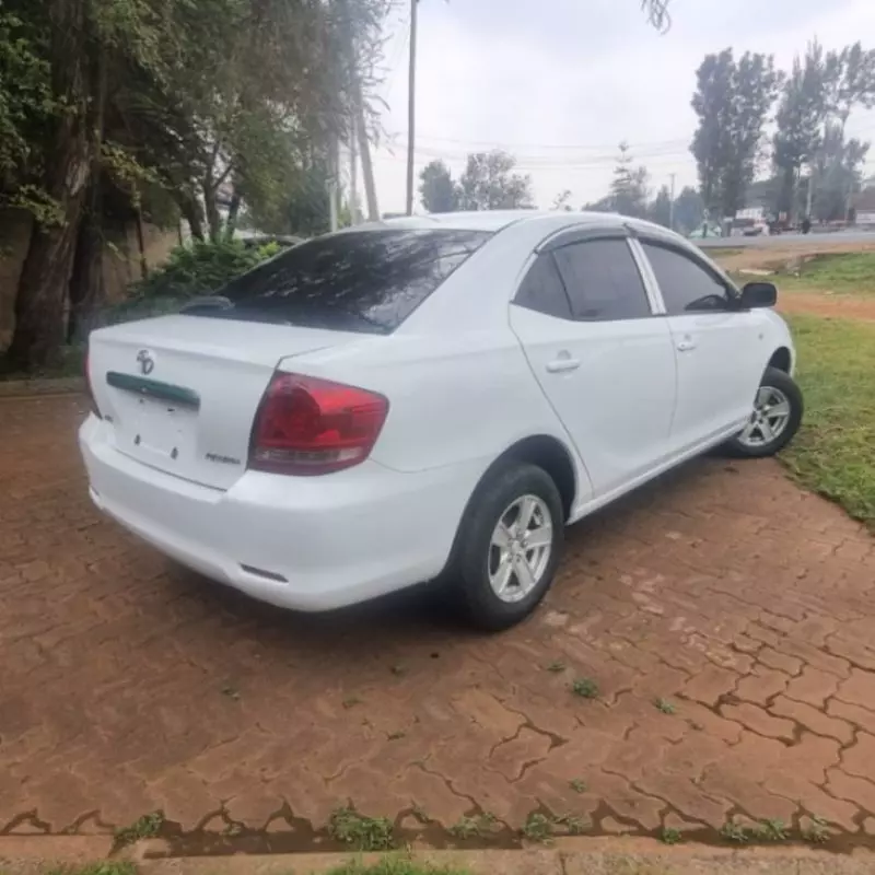 Toyota Allion    - 2006