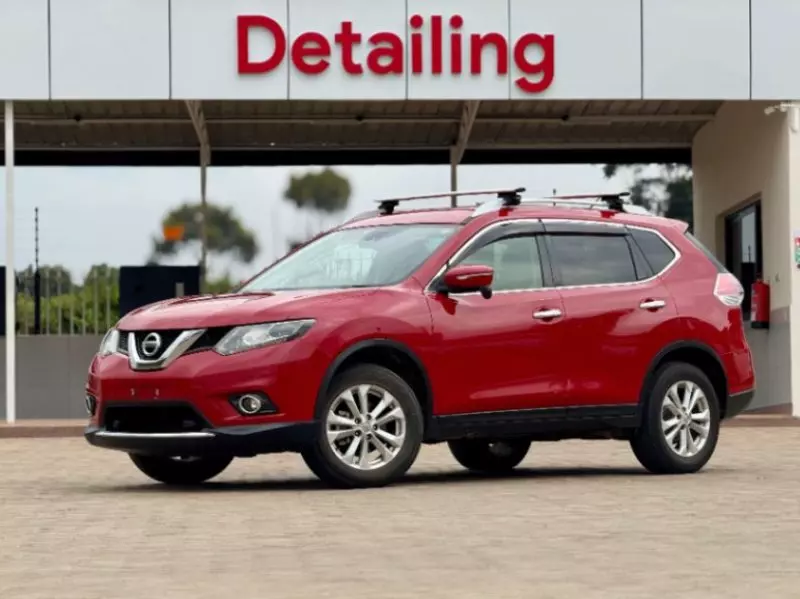 Nissan X-Trail   - 2016