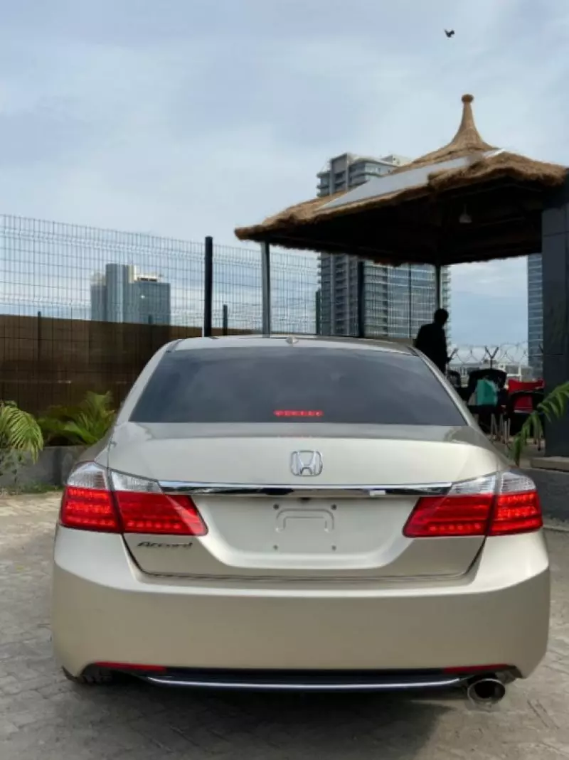 Honda Accord   - 2013