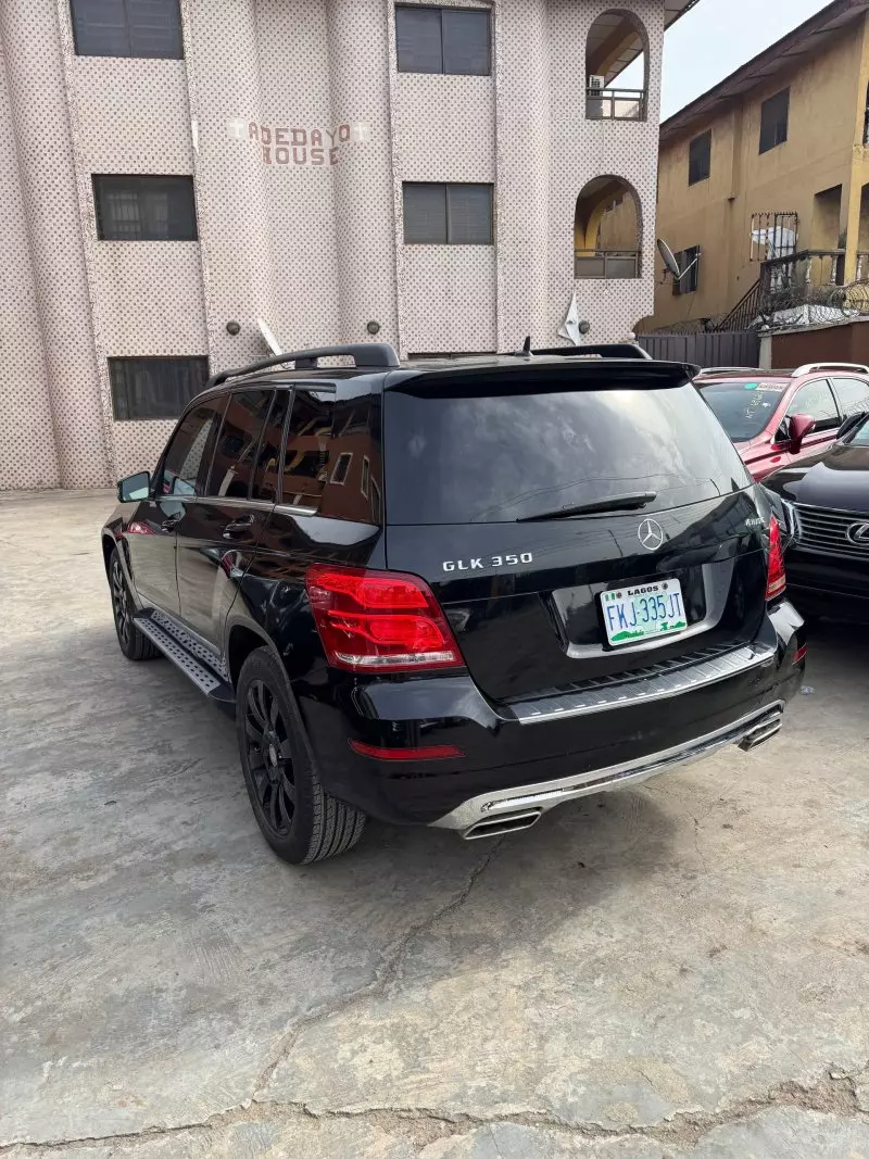 Mercedes-Benz GLK 350   - 2010