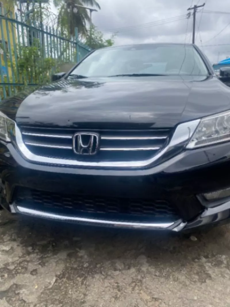 Honda Accord   - 2015