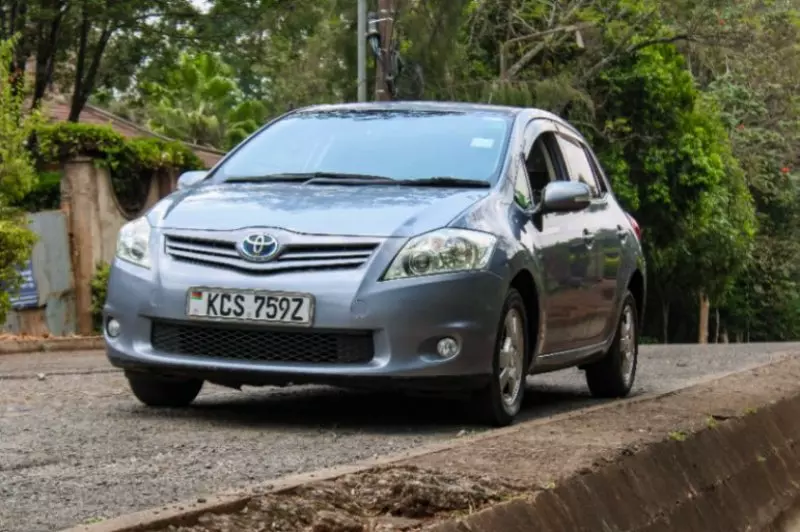 Toyota Auris   - 2011