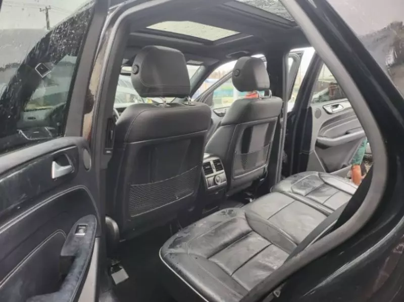 Mercedes-Benz ML 550   - 2012