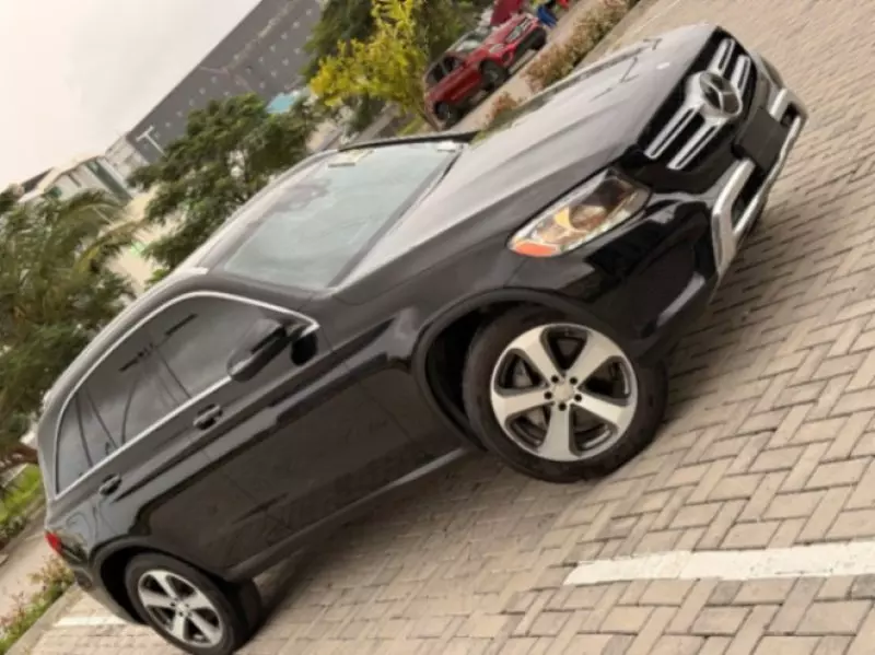 Mercedes-Benz GLC 300