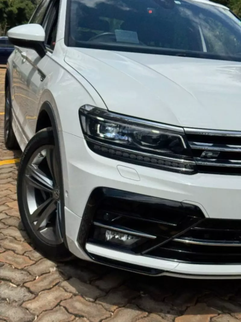 Volkswagen Tiguan   - 2018