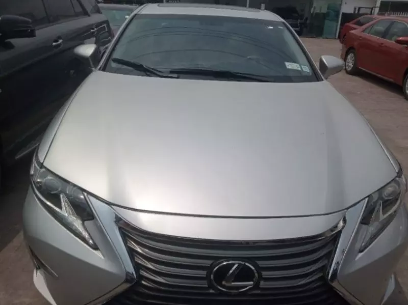 Lexus ES - 2015