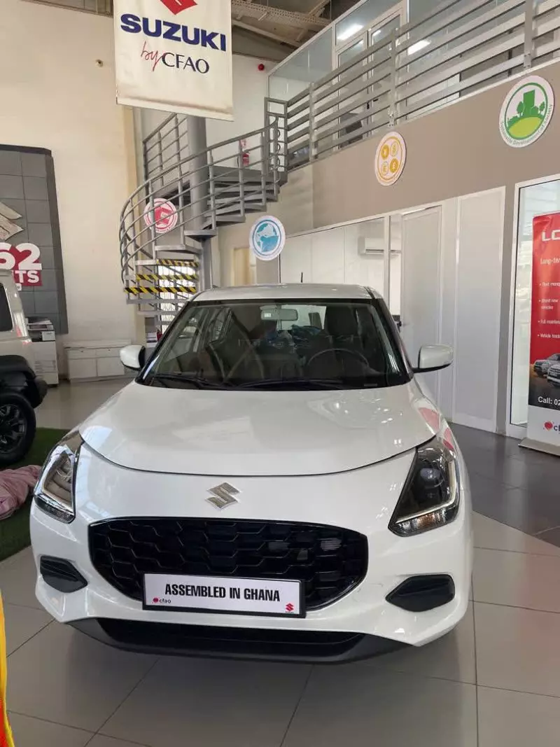 SUZUKI Swift   - 2025