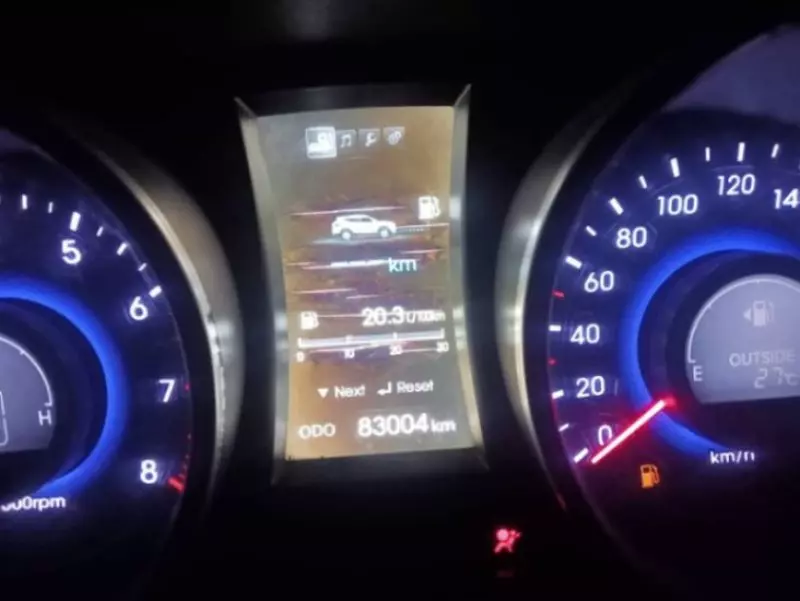 Hyundai Santa Fe   - 2016