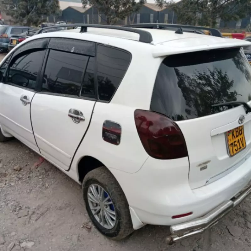 Toyota Spacio   - 2004