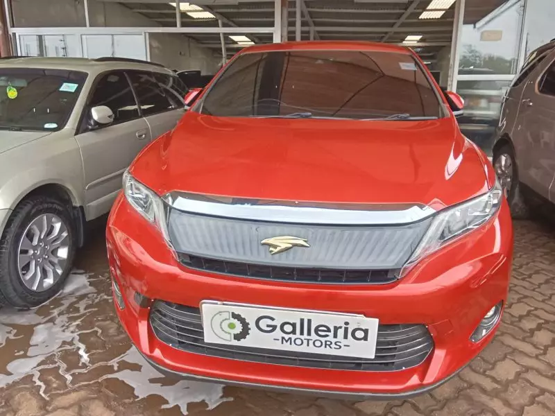 Toyota Harrier   - 2015