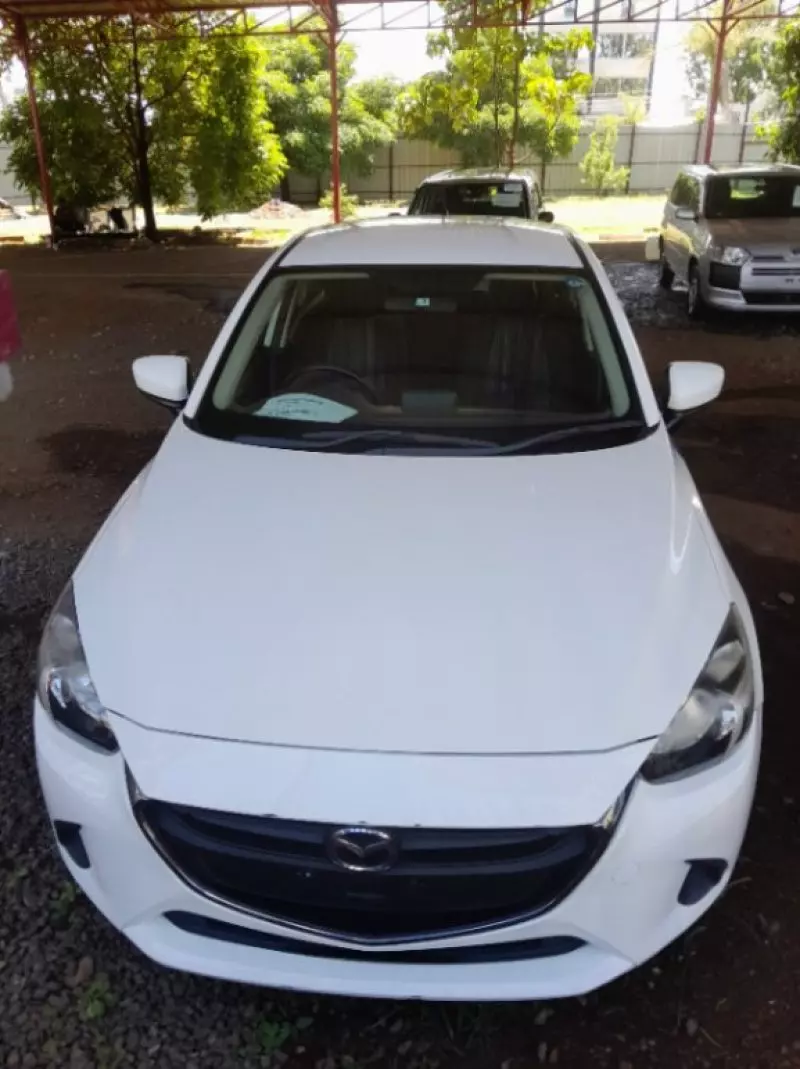 Mazda Demio    - 2016
