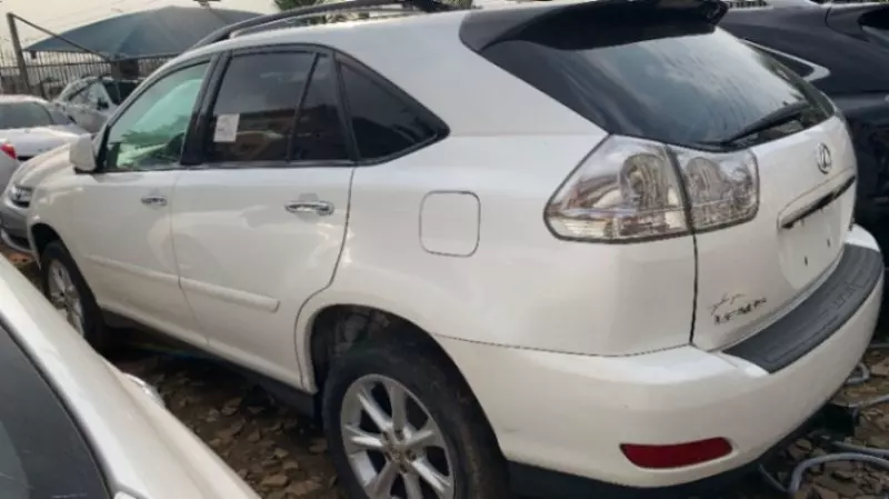 Lexus RX 350L   - 2009