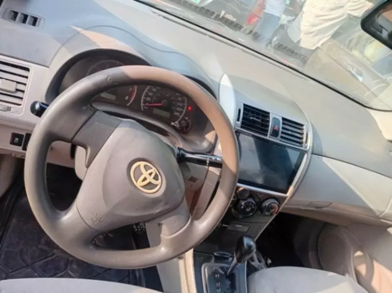 Toyota Corolla   - 2010