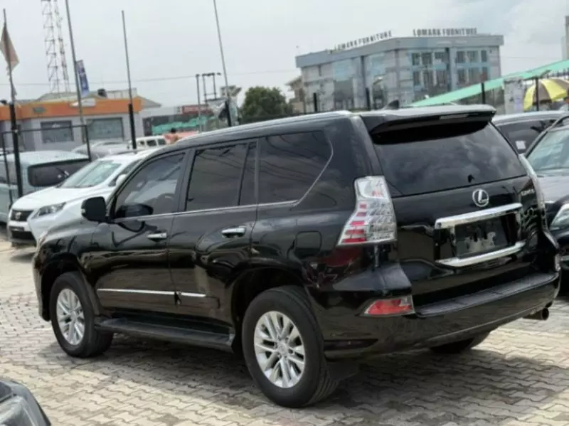 Lexus GX 460   - 2017