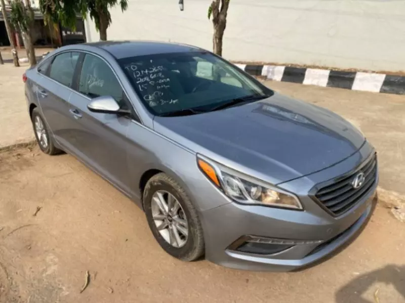 Hyundai Sonata - 2015