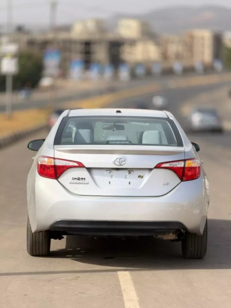 Toyota Corolla   - 2015