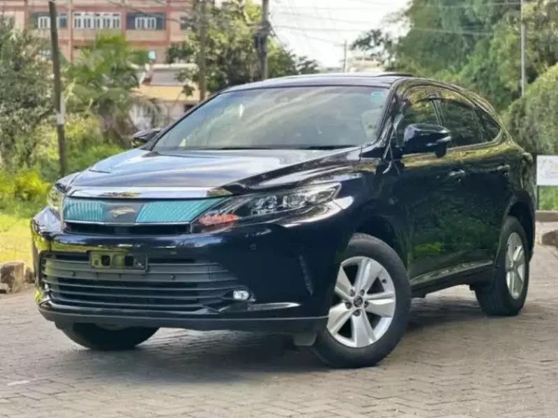 Toyota Harrier   - 2018